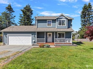 1256 Mitscher Dr, Coupeville, WA