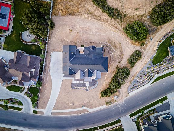 5th image of 3247 S Mapleton Estates Dr