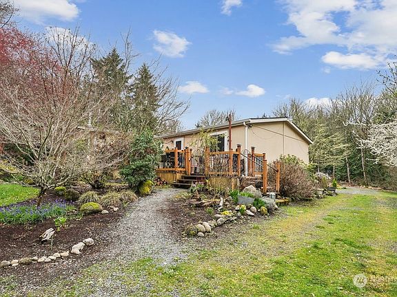 5th image of 38212 E 83rd Avenue