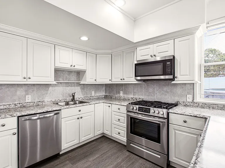501 Niles St #1 — Photo 9