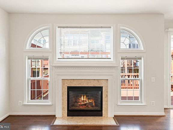 4th image of 7056 Courtyard Way #1