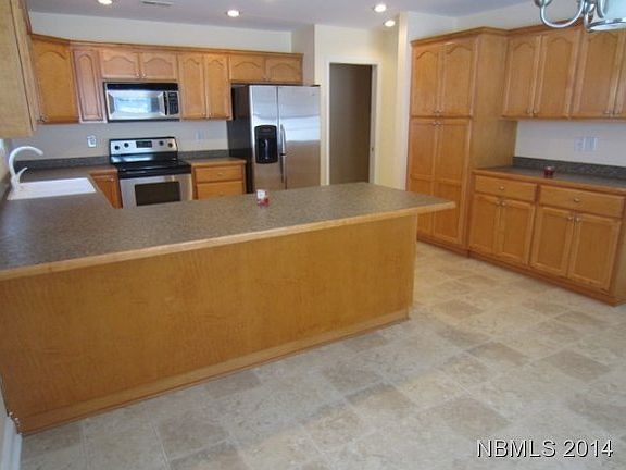 2nd image of 102 Delanie Way
