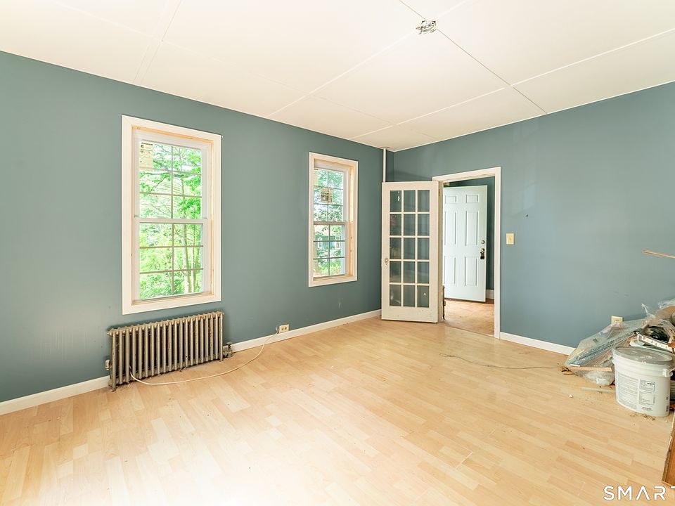 19th image of 111 Fifth Street
