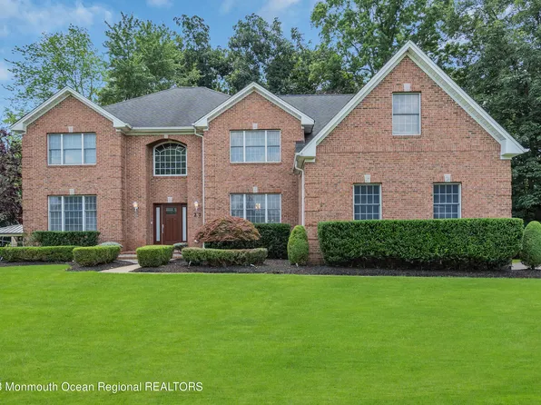 27 Kipling Way, Manalapan, NJ 07726