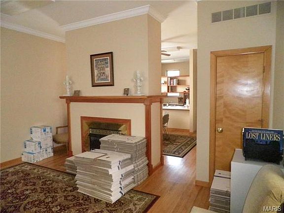 2nd image of 917 Park Ave