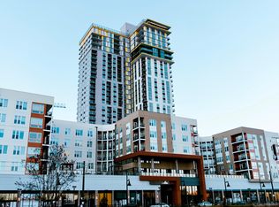 226 E 9th St, Charlotte, NC 28202
