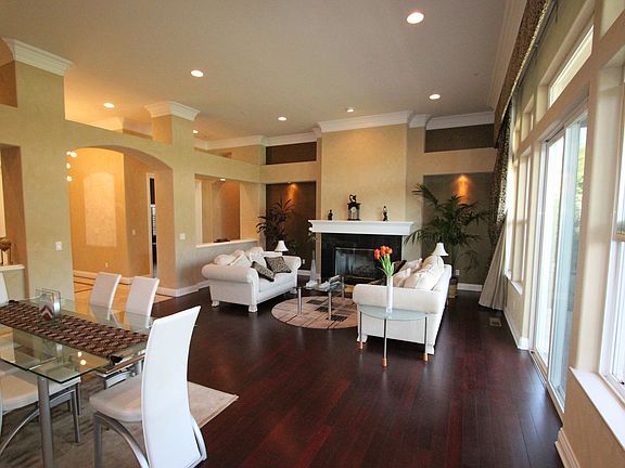 Large Living Room