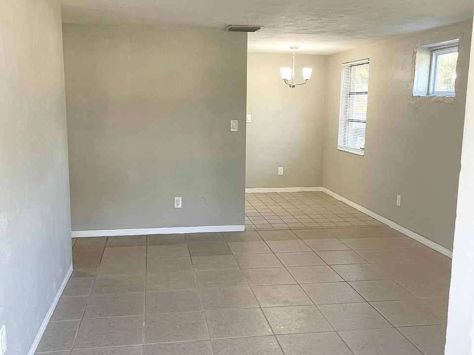 1st image of 10400 67th Ave N #2