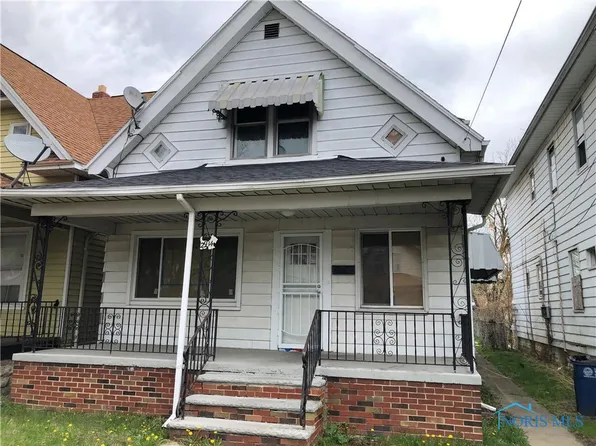 2914 Chestnut St, Toledo, OH 43608