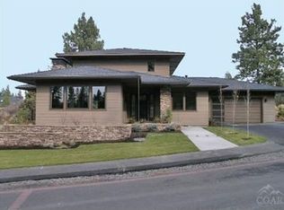 19064 Mount Shasta Dr, Bend, OR 97703
