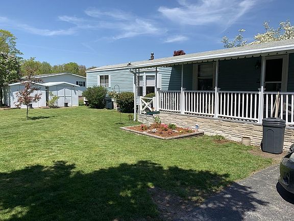 5th image of 3 Viola Dr #404