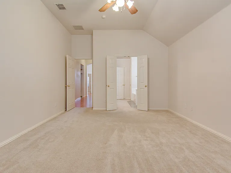1133 Hillwood Dr — Photo 12