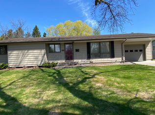 230 Wegener Dr, Breckenridge, MN 56520