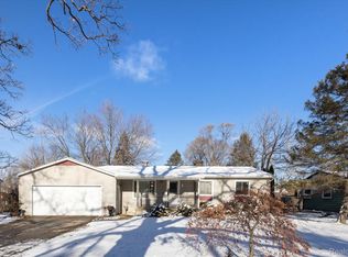 7153 Bennett Lake Rd, Fenton, MI 48430