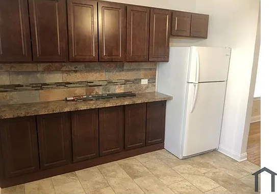 8005 S Prairie Ave #2 — Photo 6