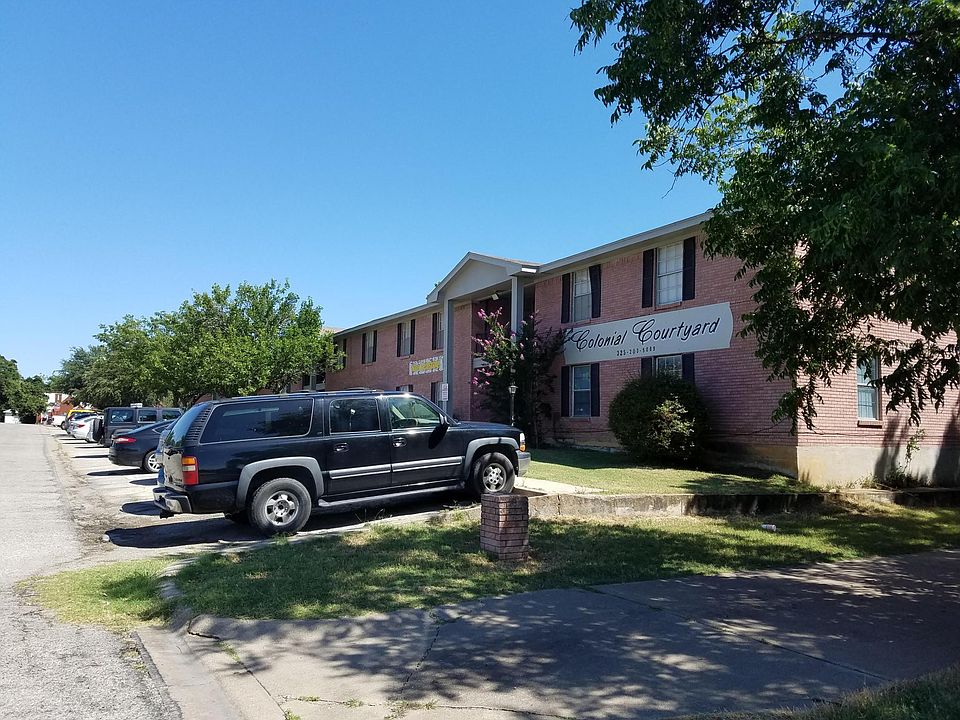 Front of building off 13th Street