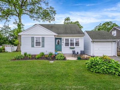 72 Belford Avenue, Bay Shore, NY, 11706