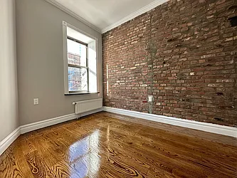 Rented by Nest Seekers International