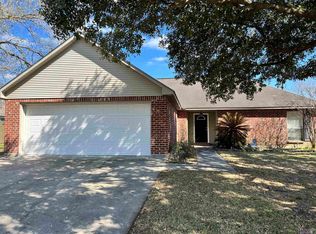 17290 Rennes Rd, Prairieville, LA 70769
