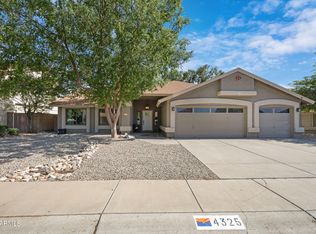 4325 W Creedance Blvd, Glendale, AZ 85310