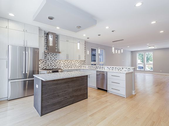 5th image of 1338 N Central Park Ave
