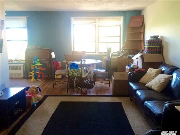 84-29 155th Ave APT 4J, Queens, NY 11414