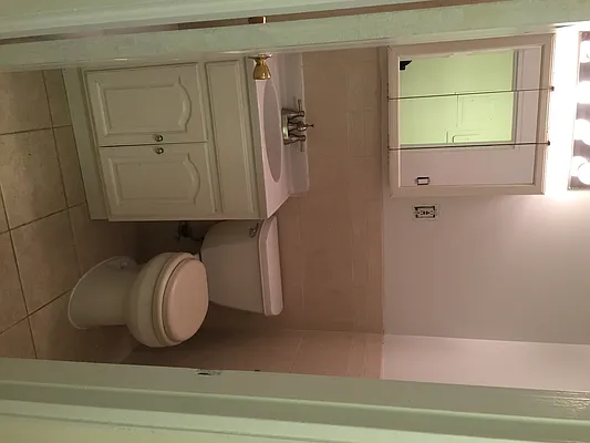 Rented by PWV Acquisitions | media 1