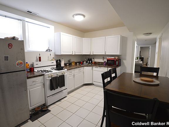 5th image of 2536 W Augusta Blvd #G