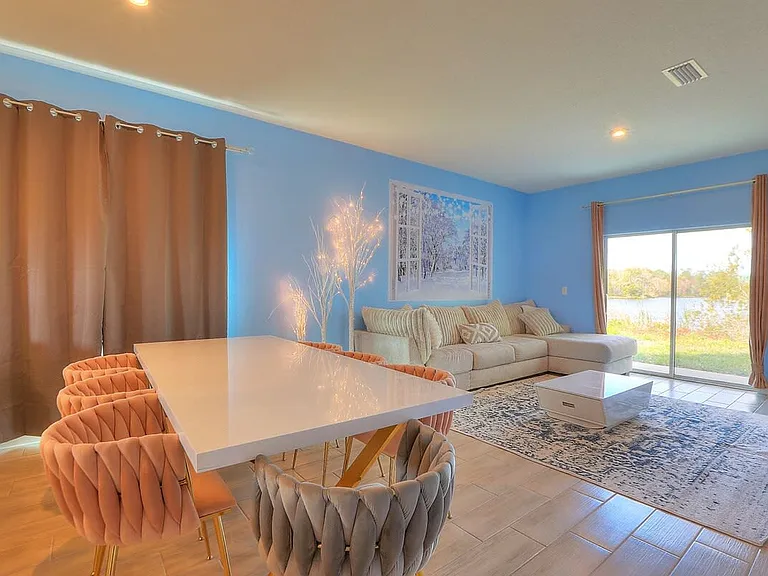 468 Lake Shore Pkwy — Photo 4