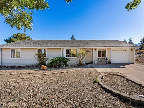 17640 Fox Ct, Weed, CA 96094