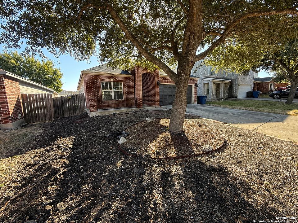 1st image of 4738 Rosemarys Farm