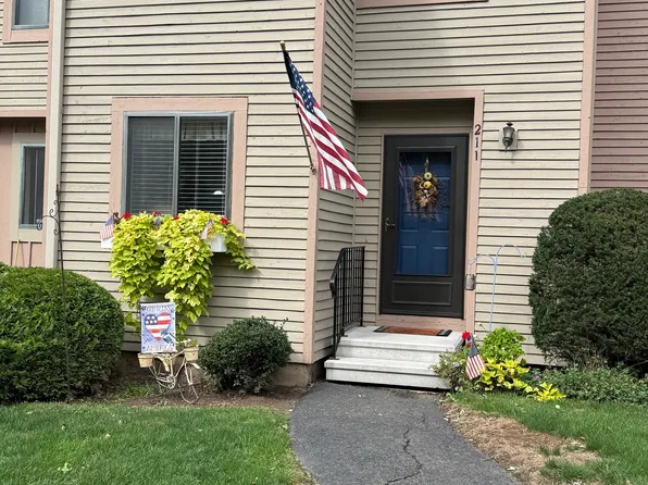 211 Adams Hill Way #211, East Windsor, CT 06088