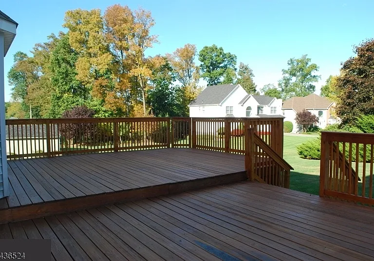 11 Alexandria Dr — Photo 12