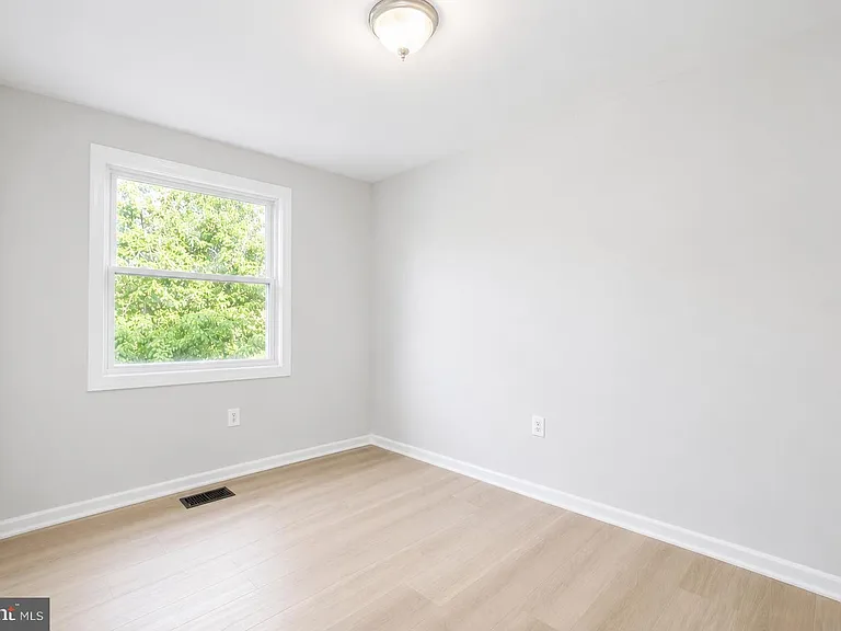 50 Timber Rock Rd — Photo 27