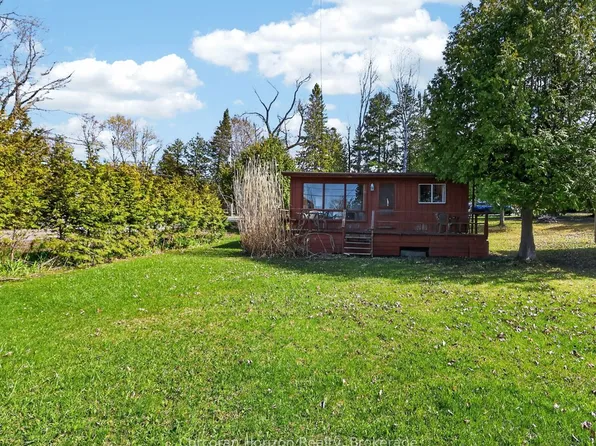 26 Waterside Dr, Tay, ON L0K 1R0