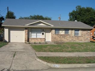 1027 Bridlewood Dr, Garland, TX 75040