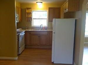 4th image of 10117 NE 39th Ave