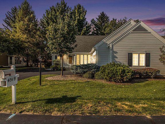 3rd image of 4519 Thornberry Dr SE