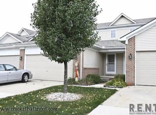 17560 Freedom Ln #13, Brownstown, MI 48193