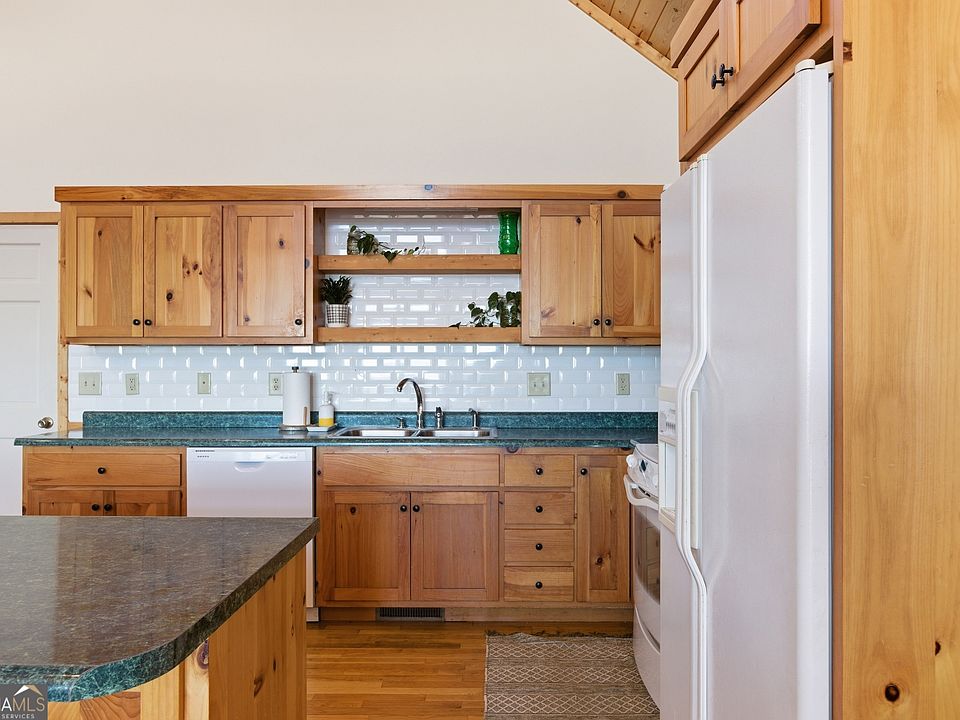 13th image of this home