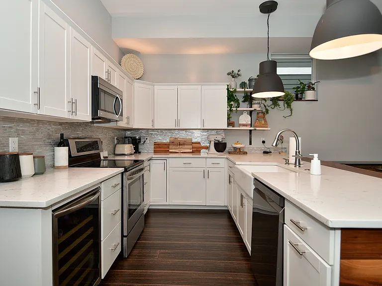 1426 Olive St — Photo 8