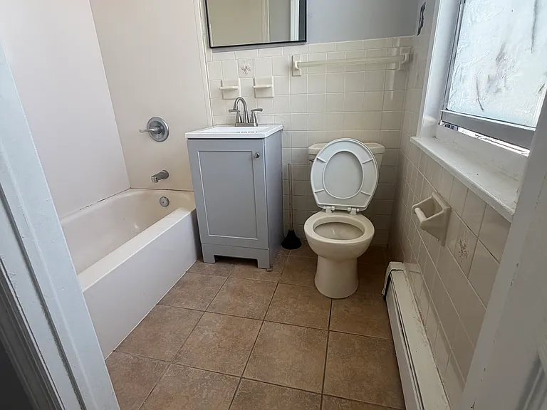 93 Franklin St #3R — Photo 7