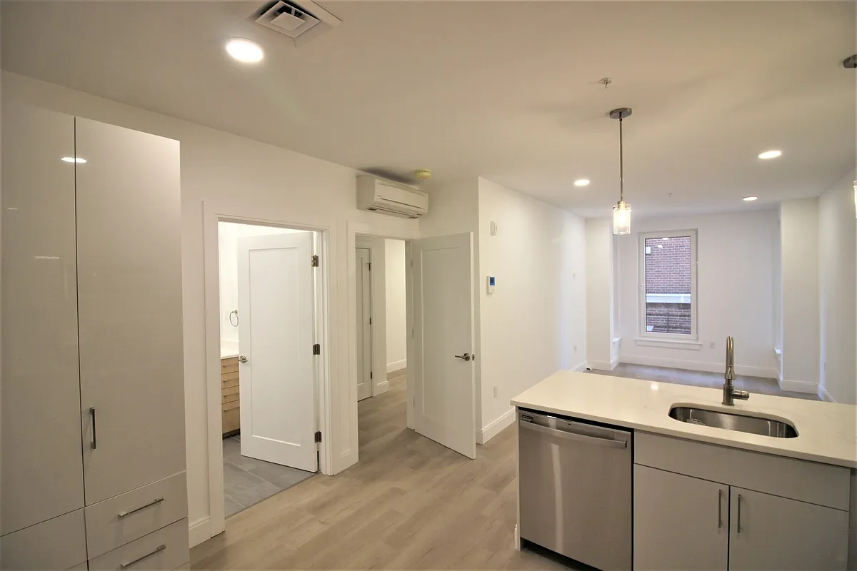Building Photo - 1 Newcomb St #202