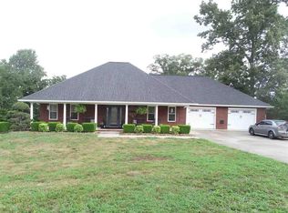 3078 Waters Edge Dr, Morristown, TN 37814