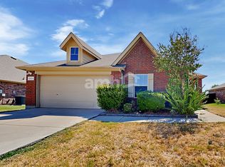 14136 Rodeo Daze Dr, Haslet, TX 76052