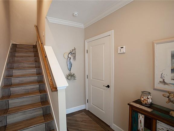 4th image of 5971 Anchorage Way S