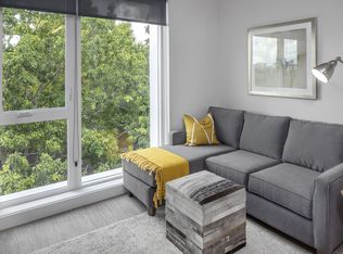 1450 SW Jefferson St APT 606, Portland, OR 97201