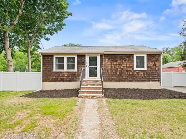 23 Leland Rd, North Reading, MA 01864