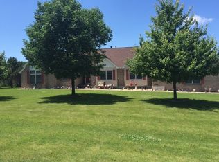 33675 E Pine Cir, Genoa, IL 60135