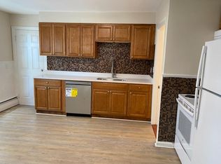 11 Harbor St #2, Salem, MA 01970